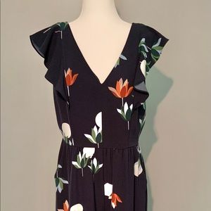 JUMPSUIT Ann Taylor Factory incredible style and fit in floral pattern, wide leg